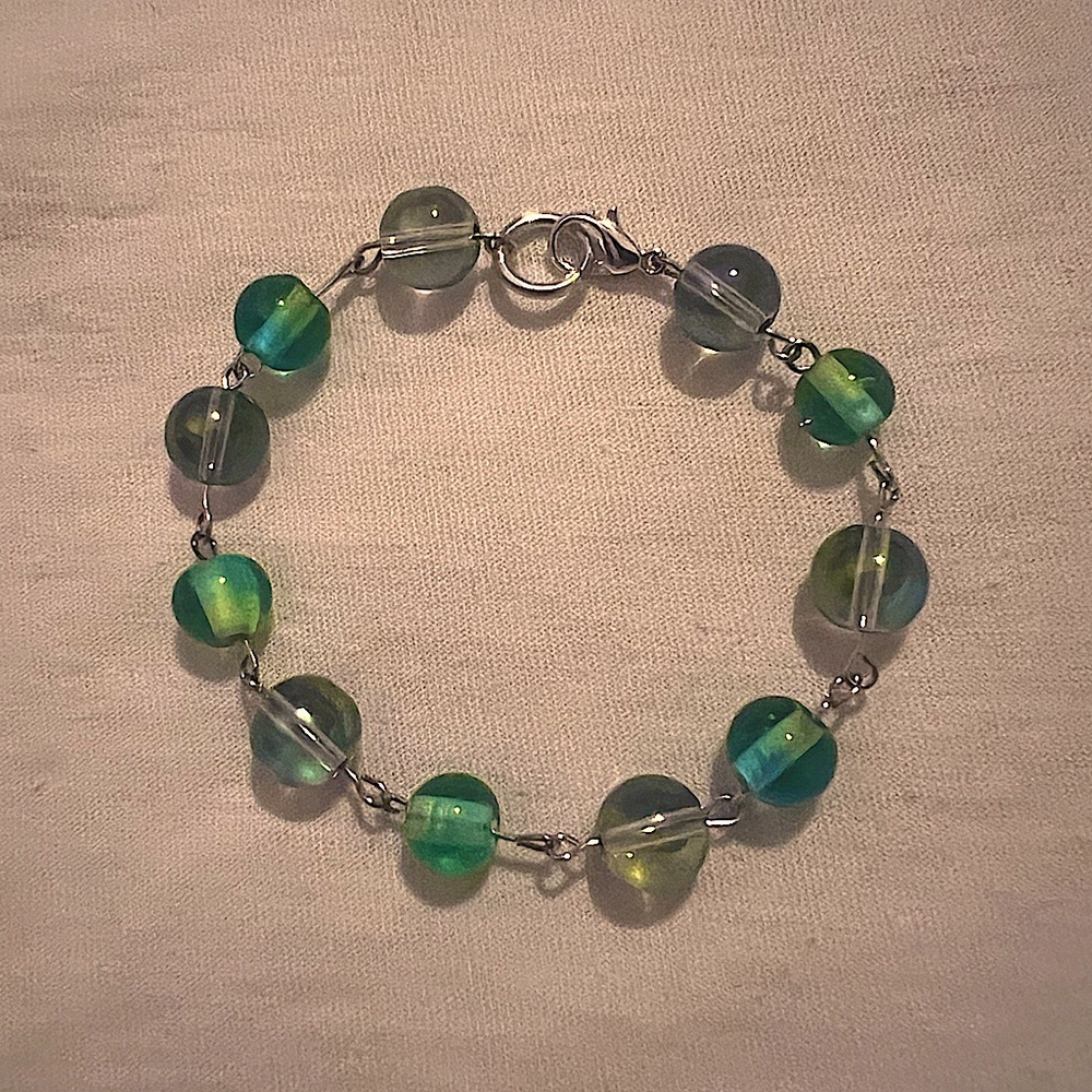 Clear gemstone ocean bracelet